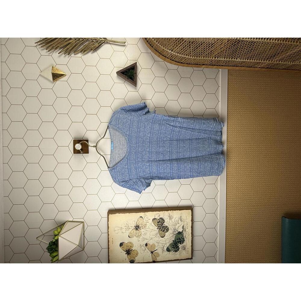 J. McLaughlin Medium Blue Scoop Neck Lightweight Mosaic Tee - Size - Small